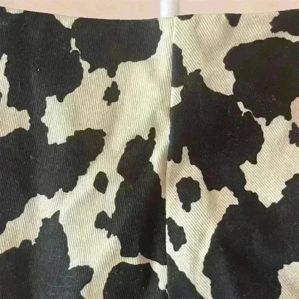 Hot Trend! SHEIN Women's Cow Print Mini Skirt Black Size S Casual Split Hem - Picture 3 of 8
